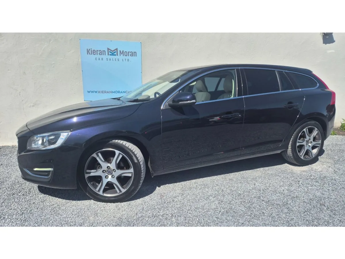 Volvo V60 Auto - Image 1