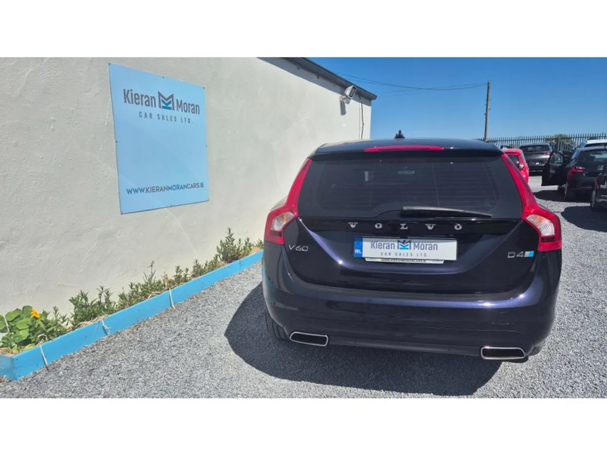 Volvo V60 Auto - Image 4