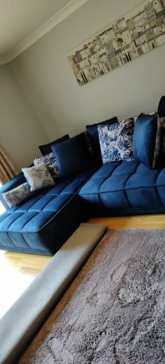 Sofa - Image 2
