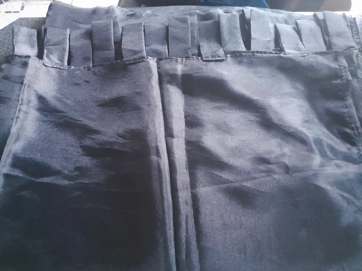 Curtains -  chiffon/sheer luxurious 90 x 90 - Image 3