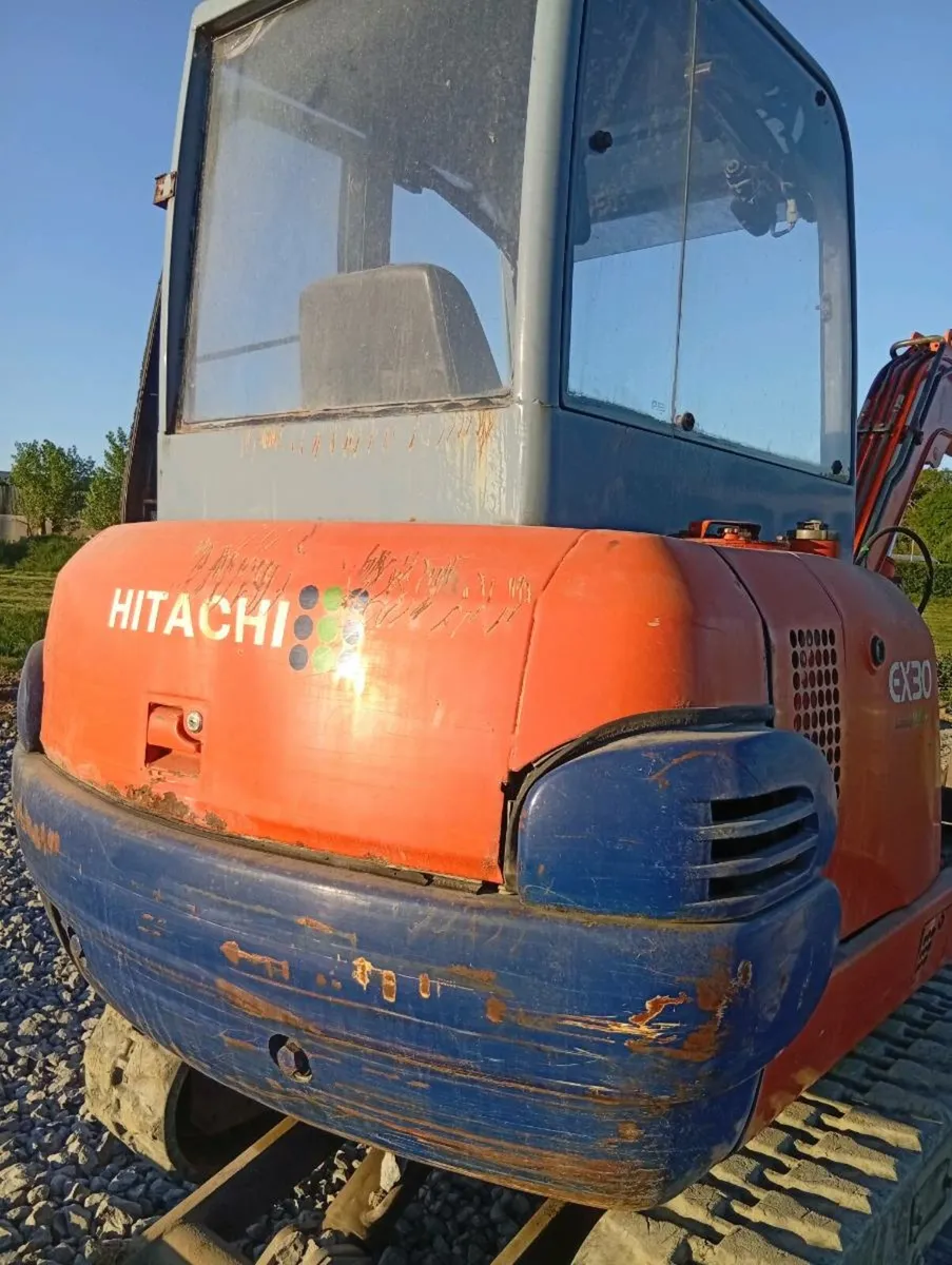 Hitachi ex30 2003 model - Image 4