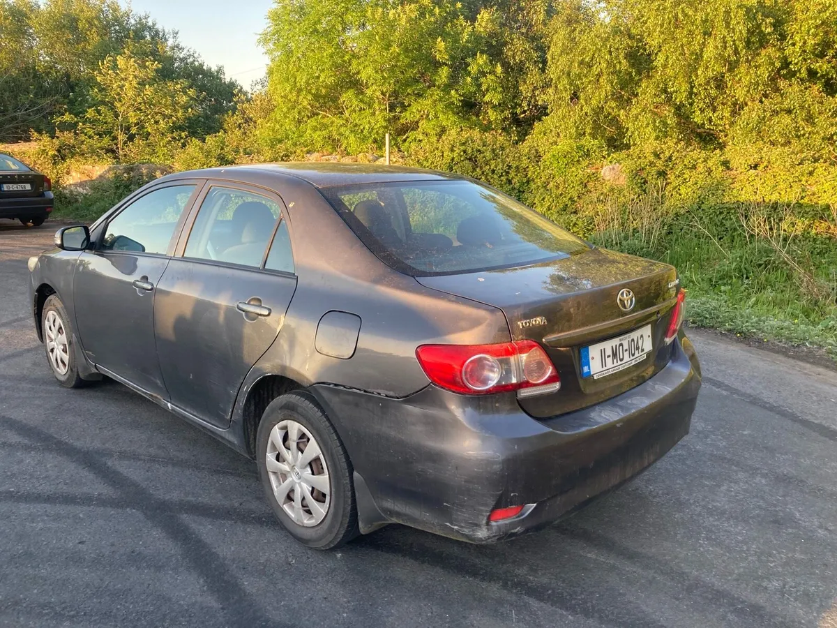 11 Toyota Corolla 1.4 D4D low mileage ( Read Adver - Image 4