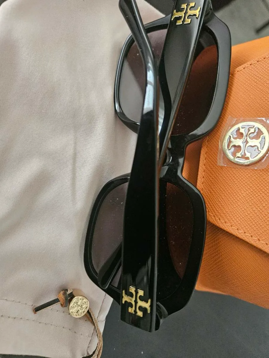 Tory burch sunglasses - Image 3