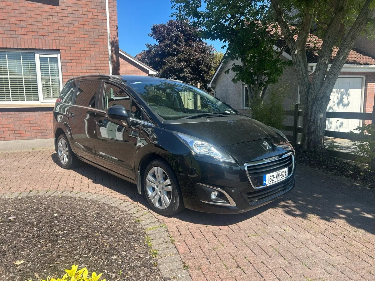 Peugeot 5008 1.6 hdi , 2016  7 seater  Automatic - Image 1