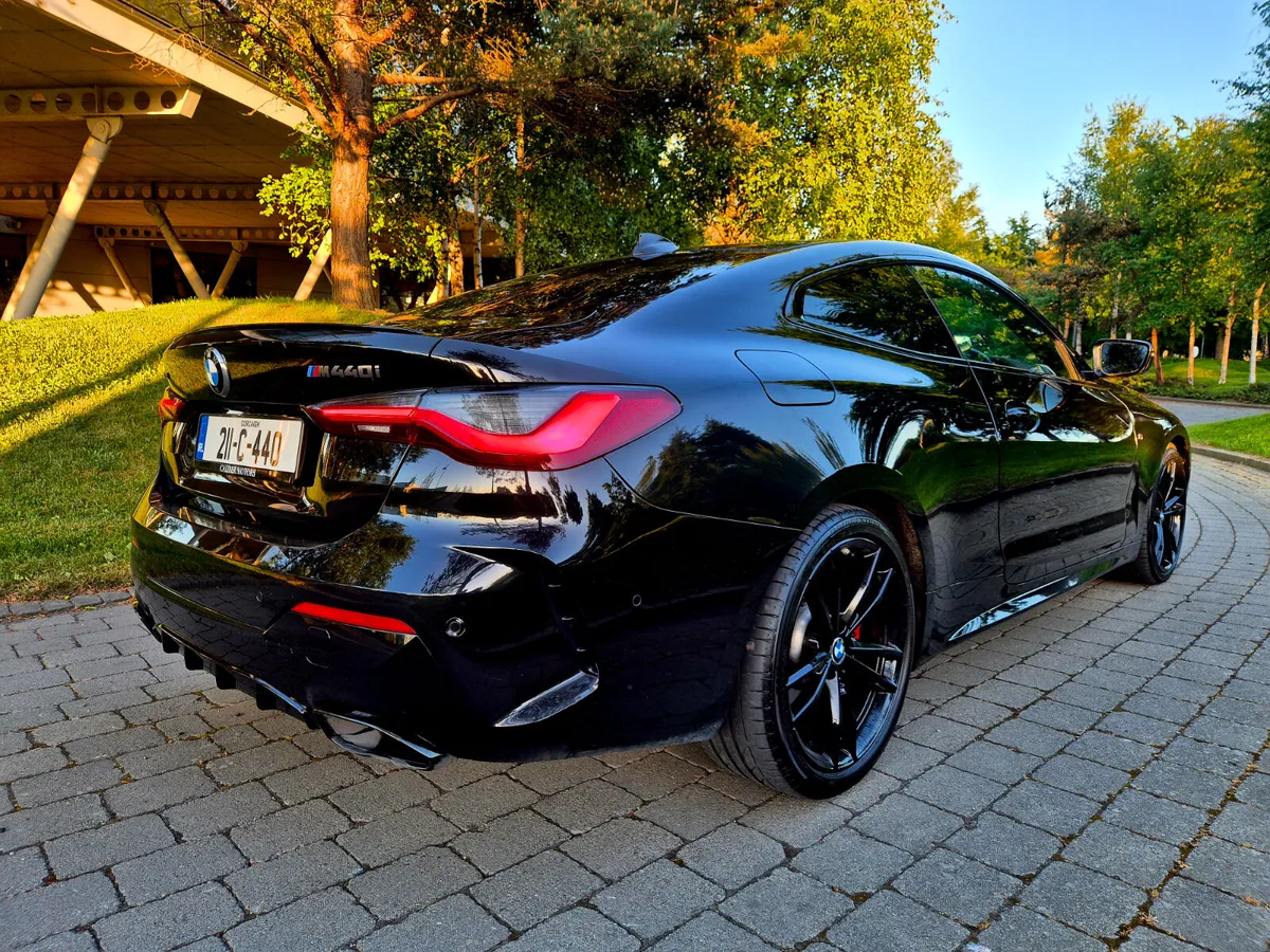 BMW V6 M440I X-DRIVE M-SPORT - Image 3