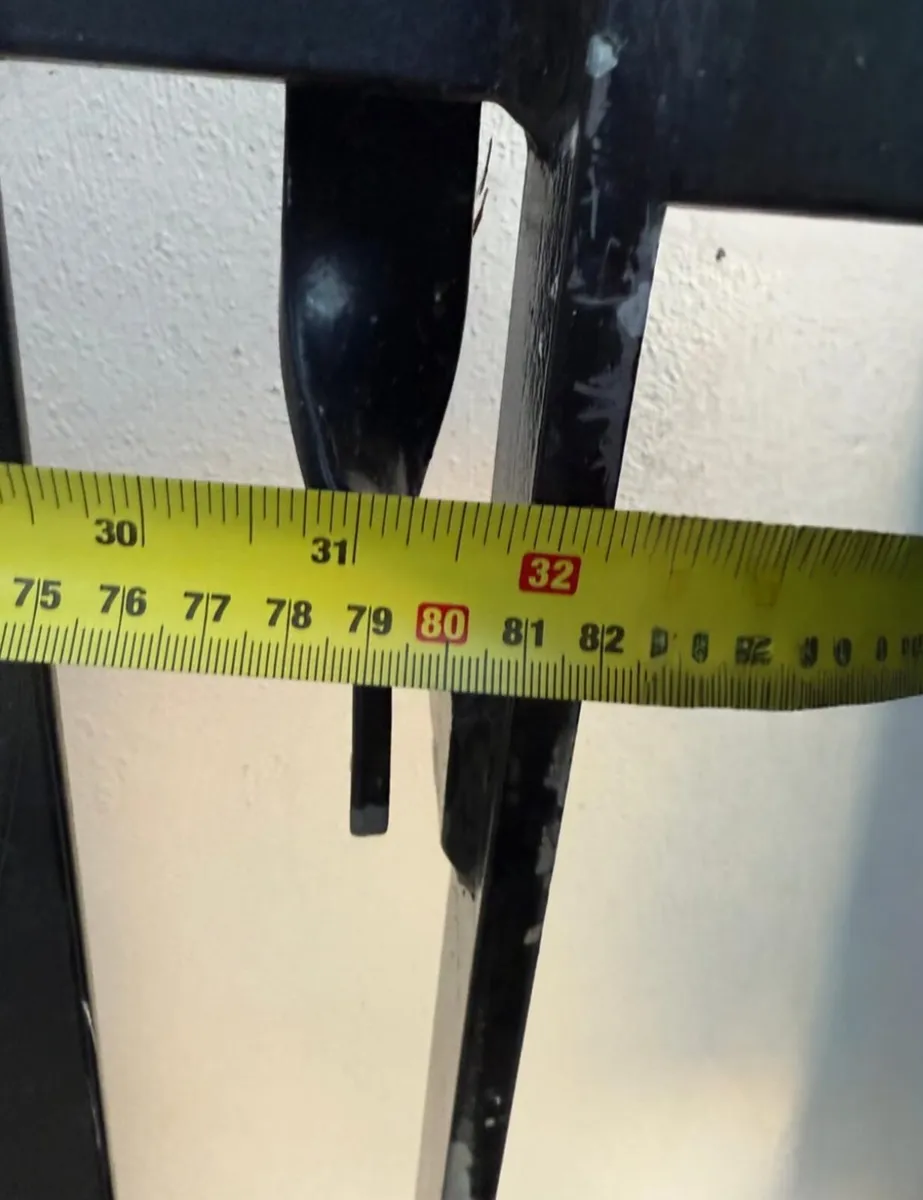 Black metal gate (measurements in photos) - Image 2