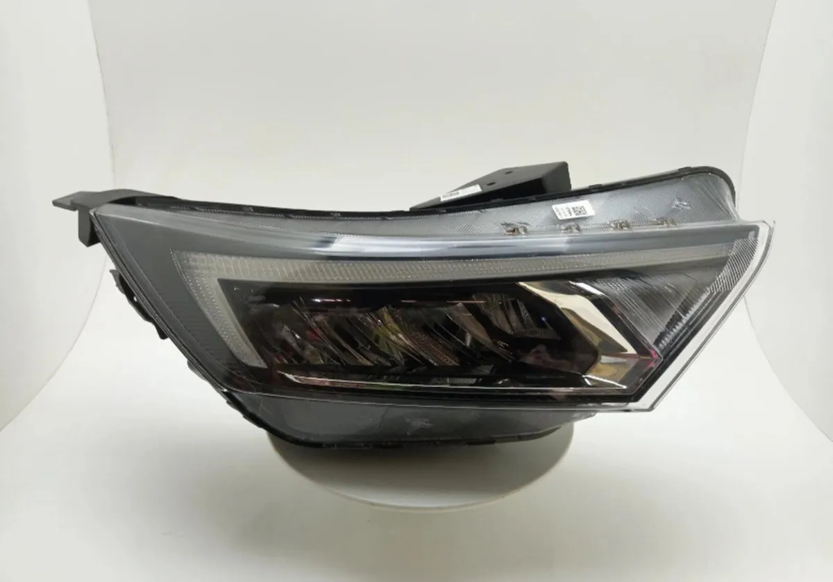 HYUNDAI I20 Headlamp Headlight 2020-2025 5 door - Image 1