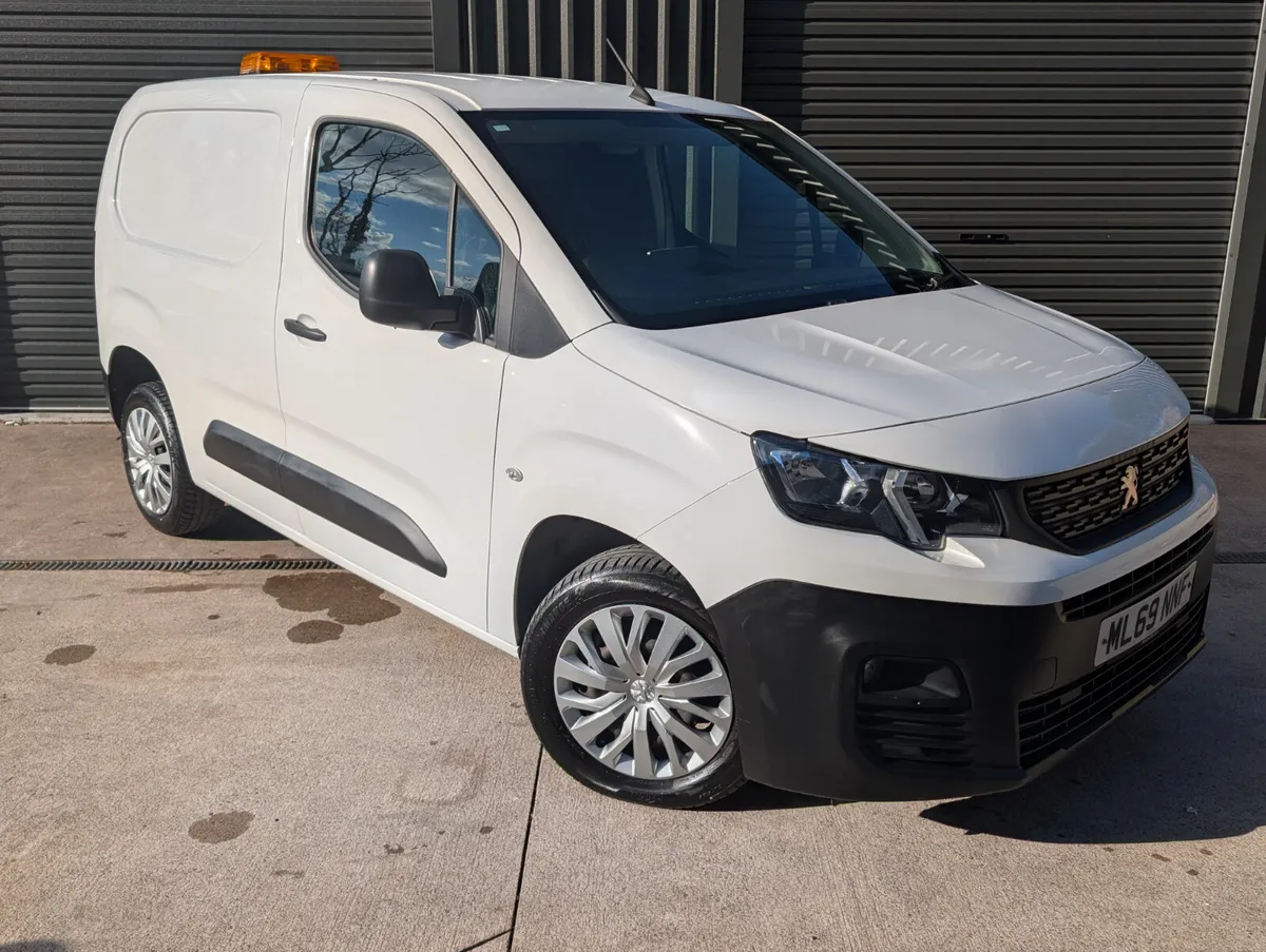 2019 Peugeot Partner 1.5 BLUEHDI PROFESSIONAL - Image 2