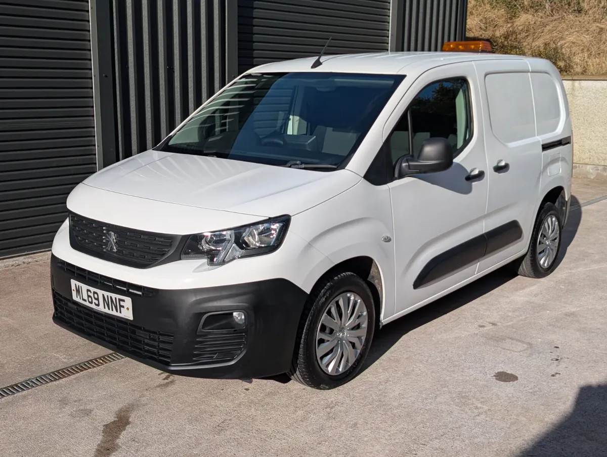 2019 Peugeot Partner 1.5 BLUEHDI PROFESSIONAL - Image 3