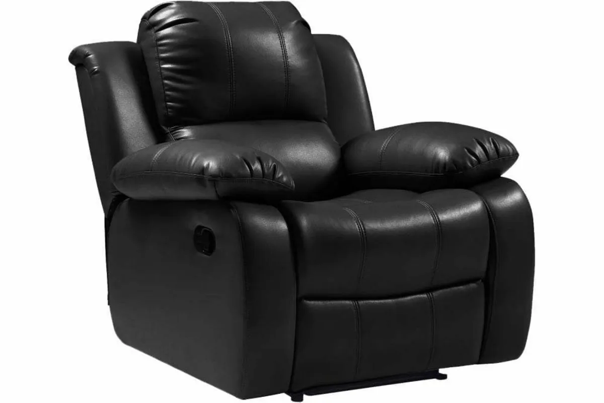 Brand new lether recliner reduced