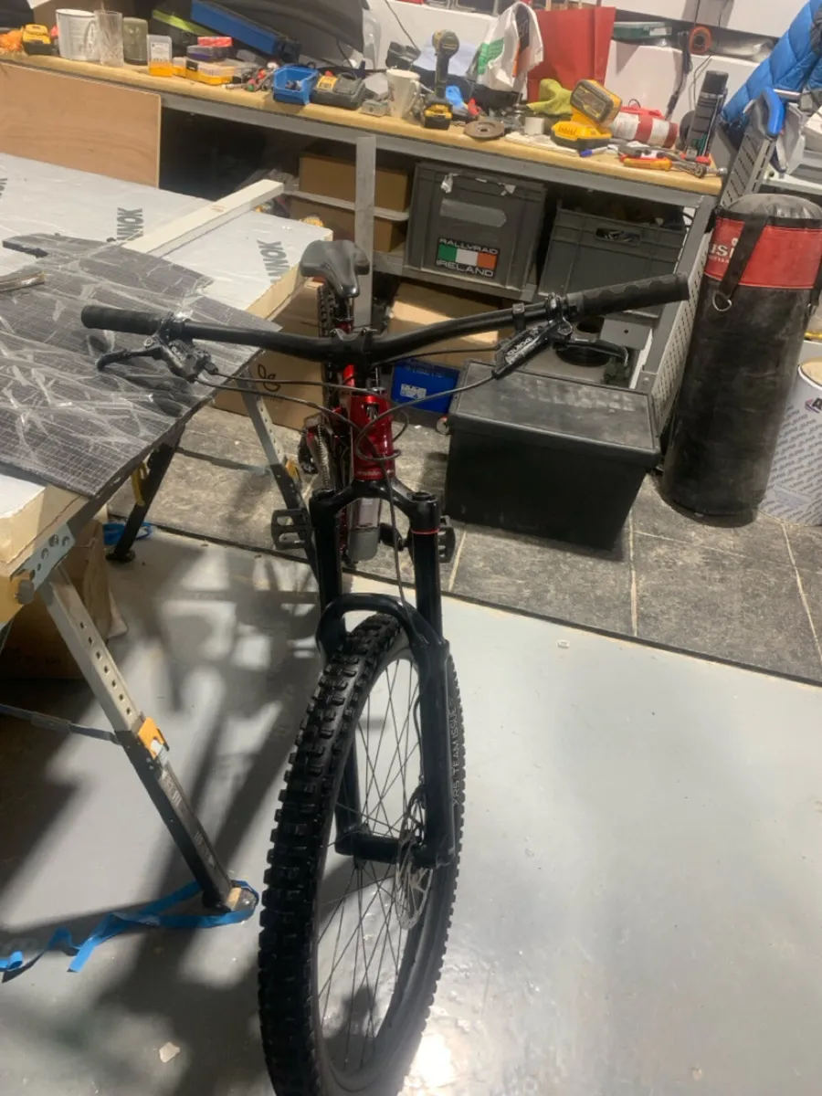 Trek remedy mountain bike - Image 4