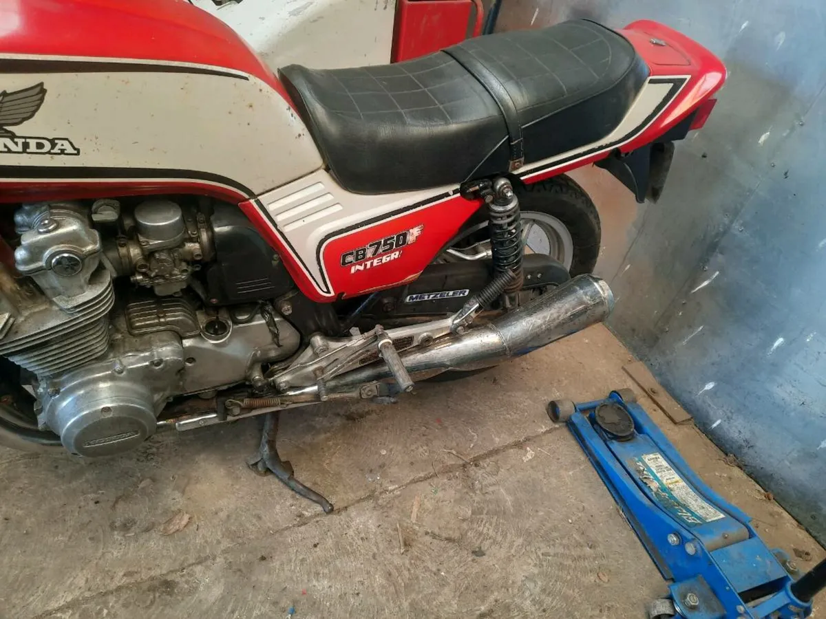 Honda cb 750 f - Image 3