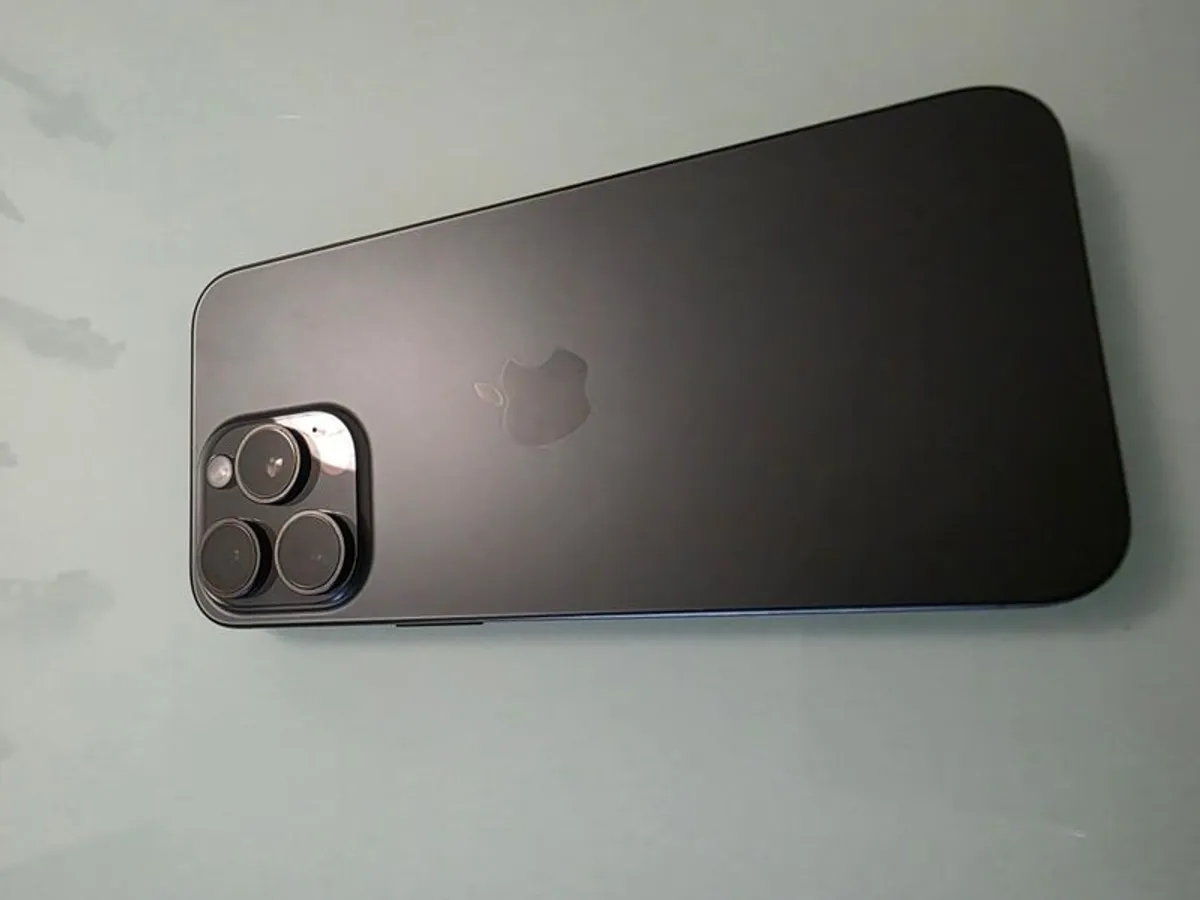 Iphone 15 Pro Max - Image 3