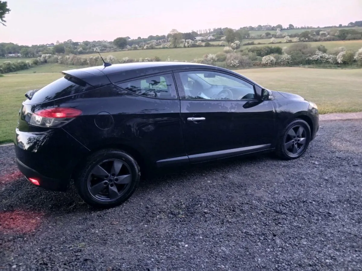 Renault megane coupe1.5 diesel,new nct - Image 3