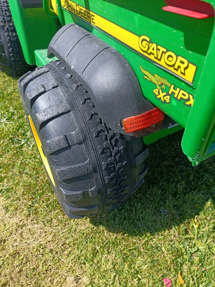 Kids John Deere gator - Image 4