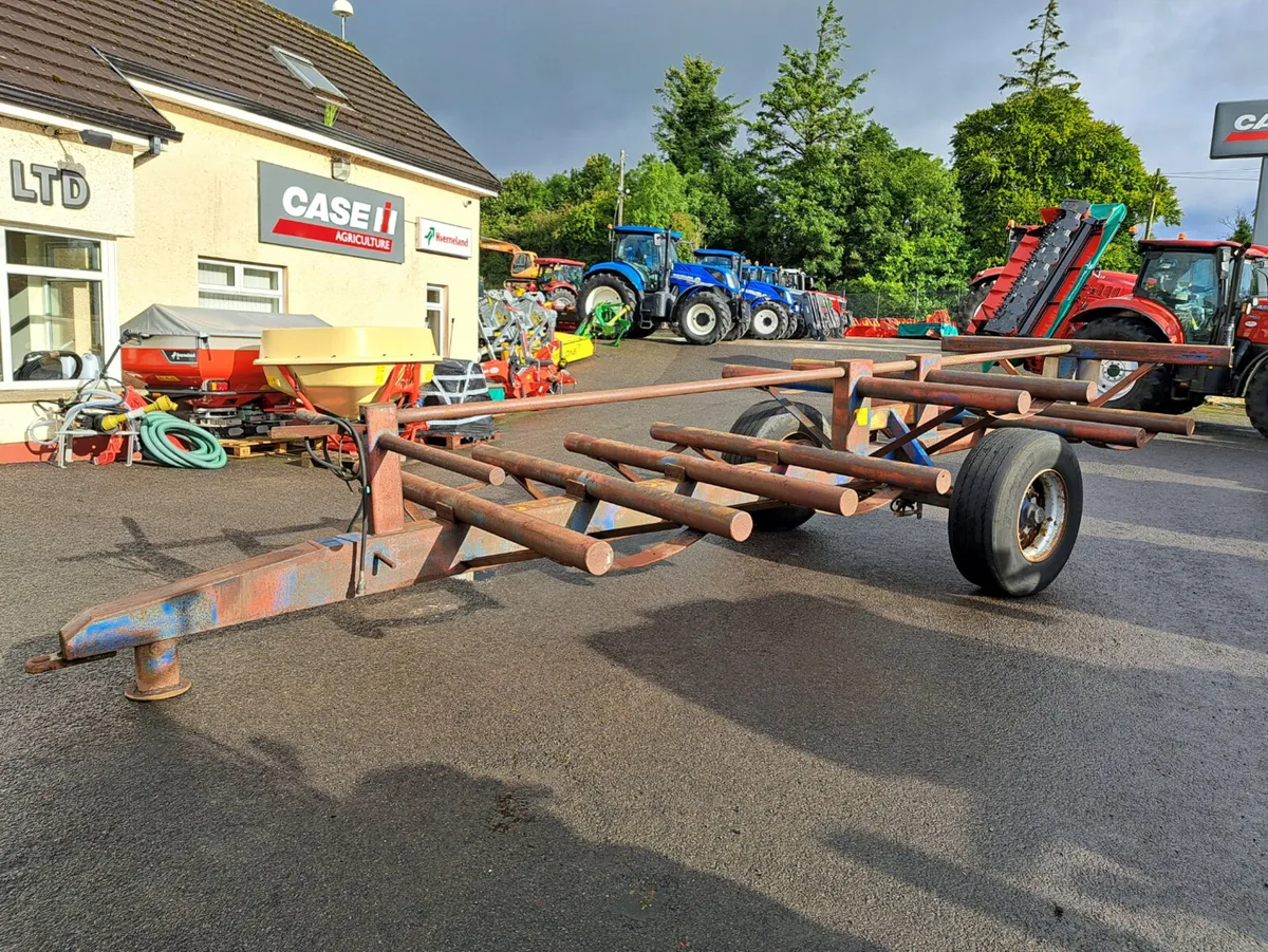 BALE TRAILER - Image 2