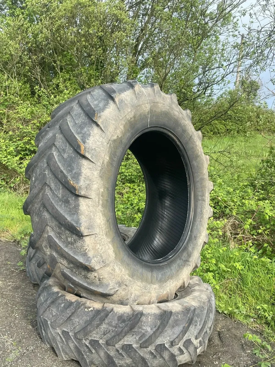 Tractor tyres - Image 1