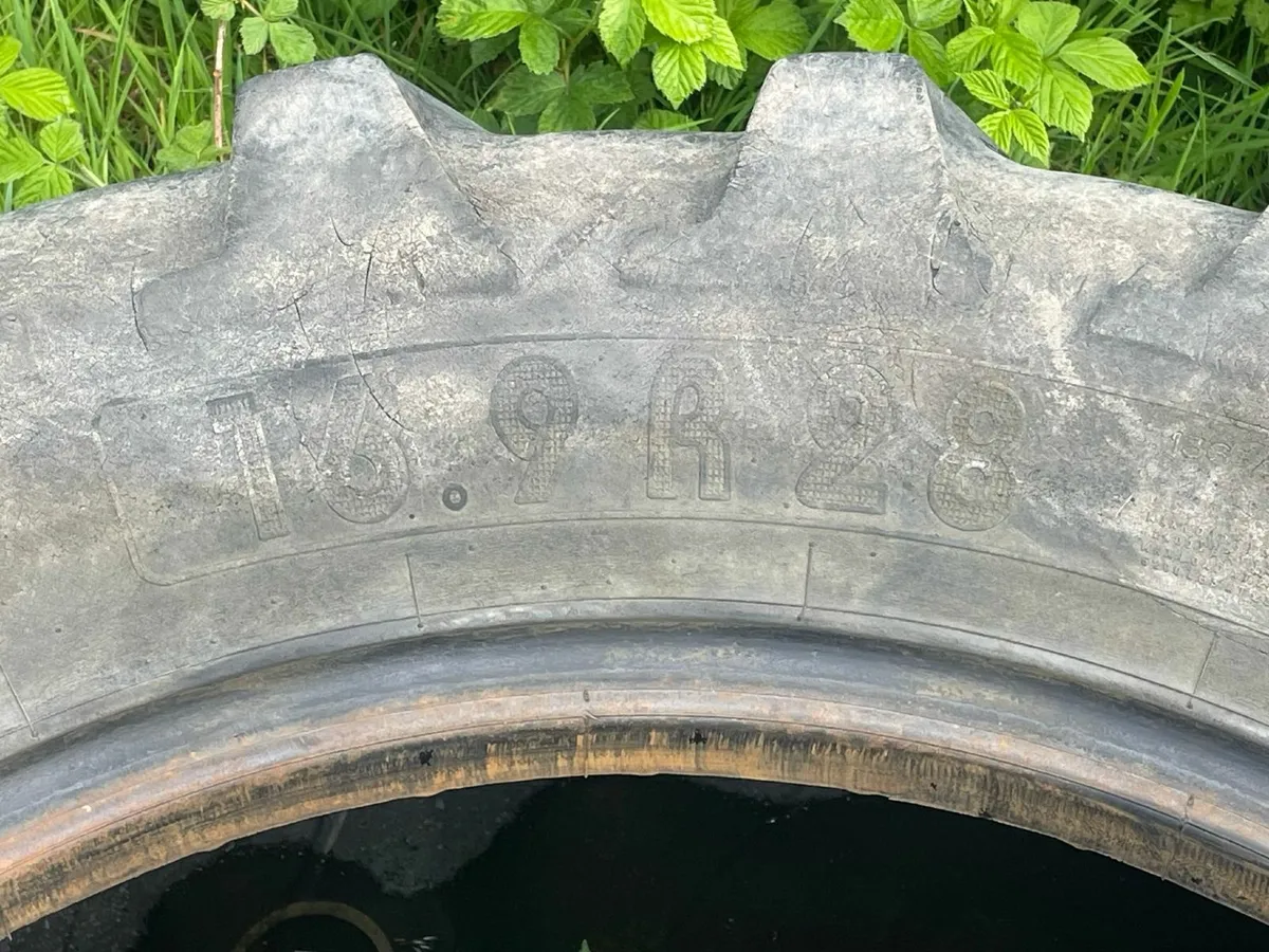 Tractor tyres - Image 4