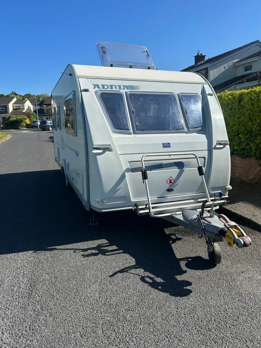 Adria Adiva 5 Berth Caravan - Image 3