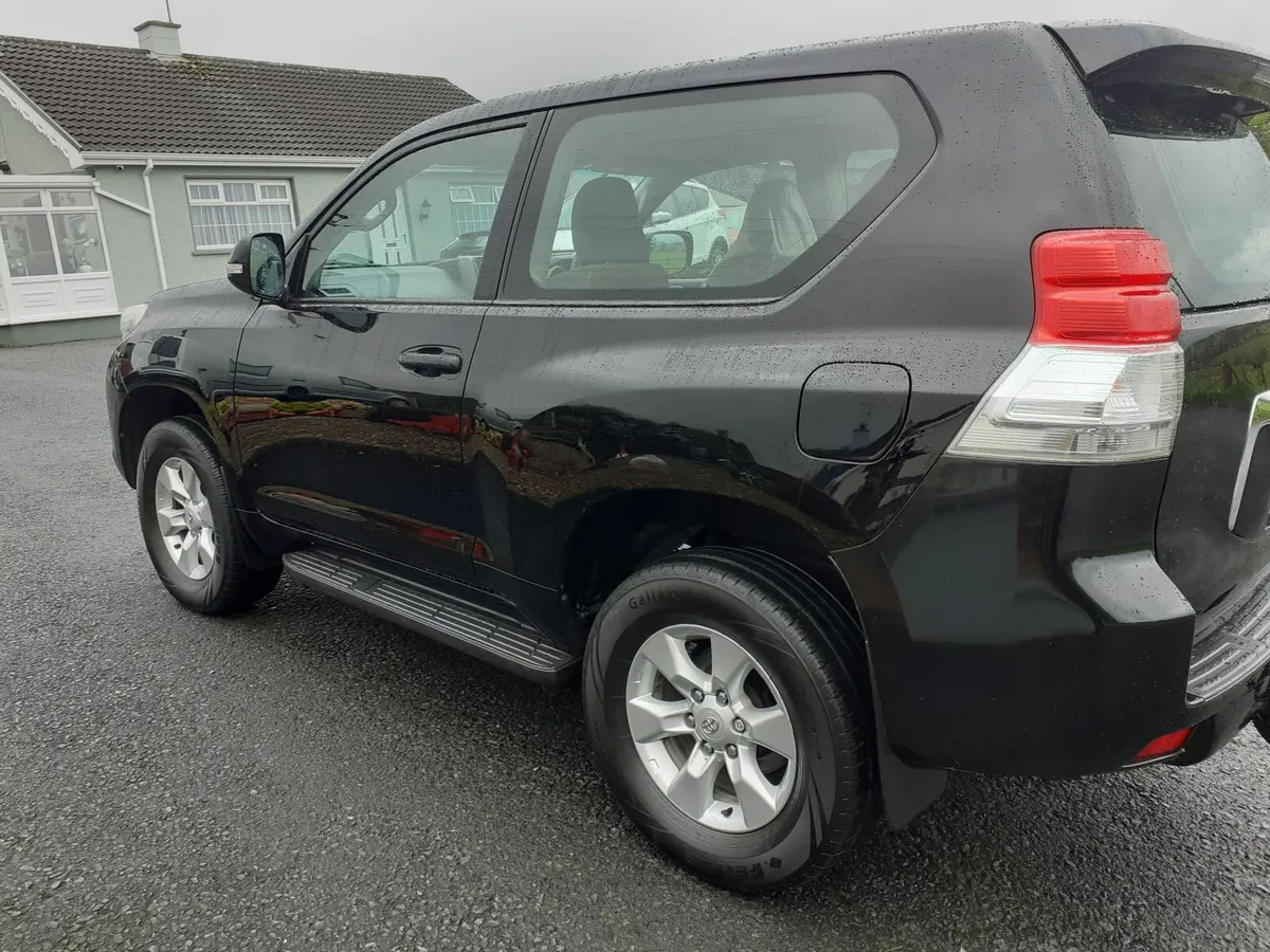 Toyota Land Cruiser 2011 - Image 4