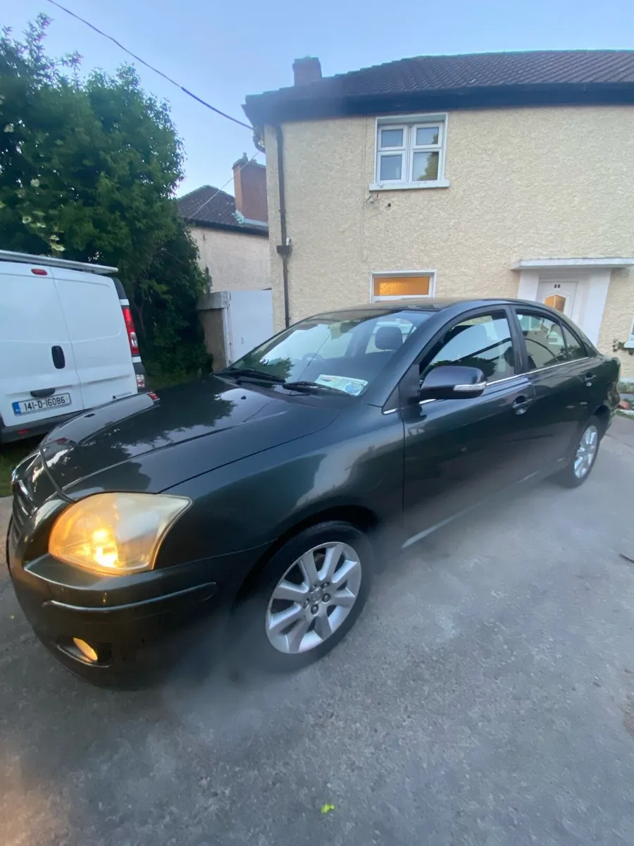 2007 Toyota Avensis - Image 2