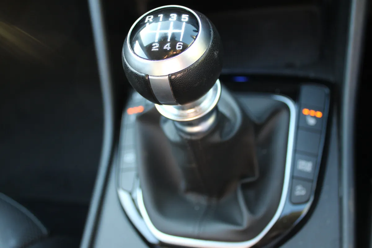 2022 HYUNDAI TUCSON EXECUTIVE 1.6 CRDI TWO/TONE - Image 4