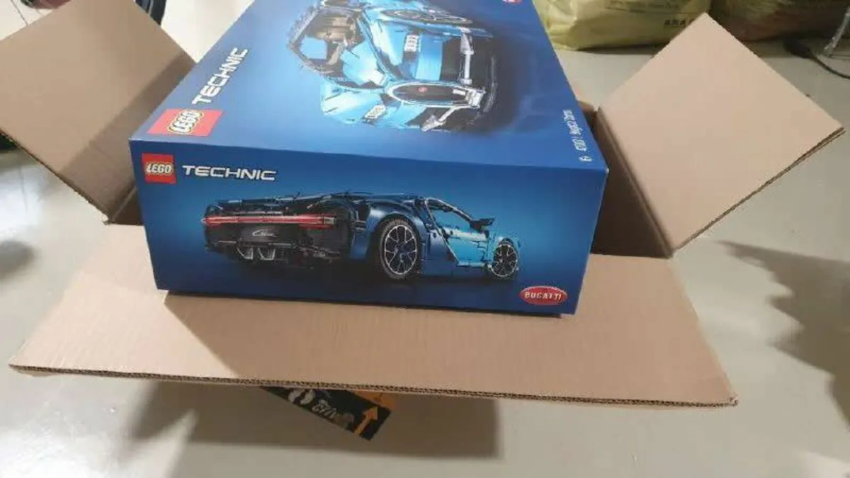 Bugatti Chiron 42083 | Technic - LEGO - Image 3
