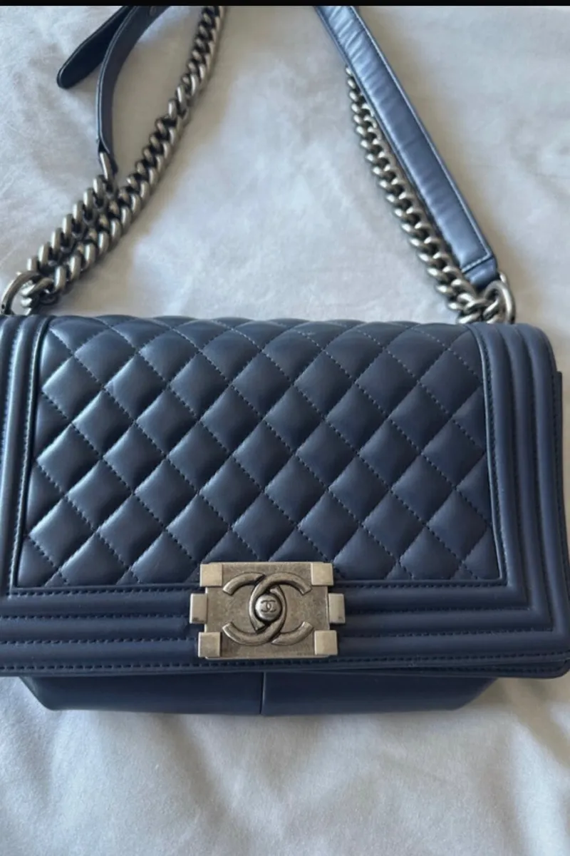 Ladies Luxury Navy Handbag - Image 2