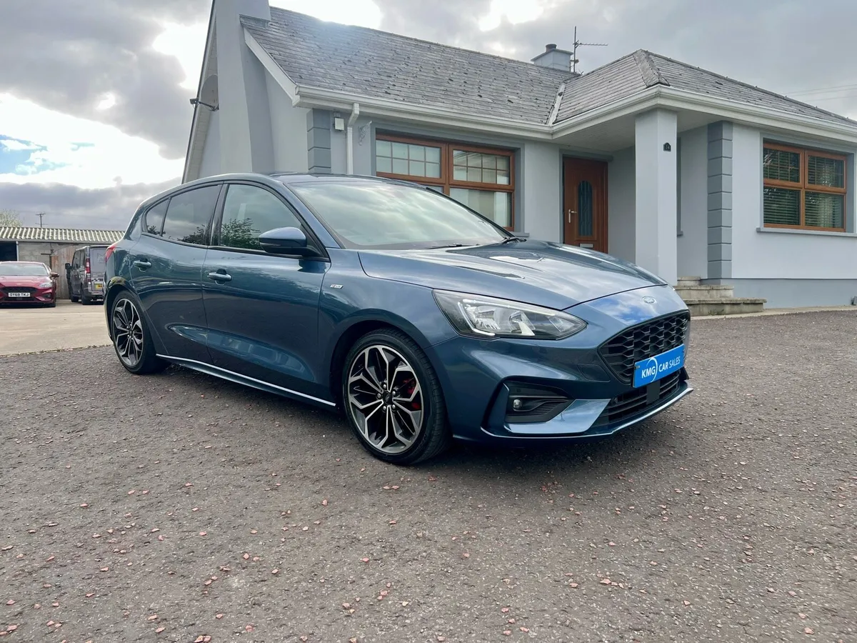 2019 Ford Focus 1.5 TDCI ST Line X 120 bhp - Image 3