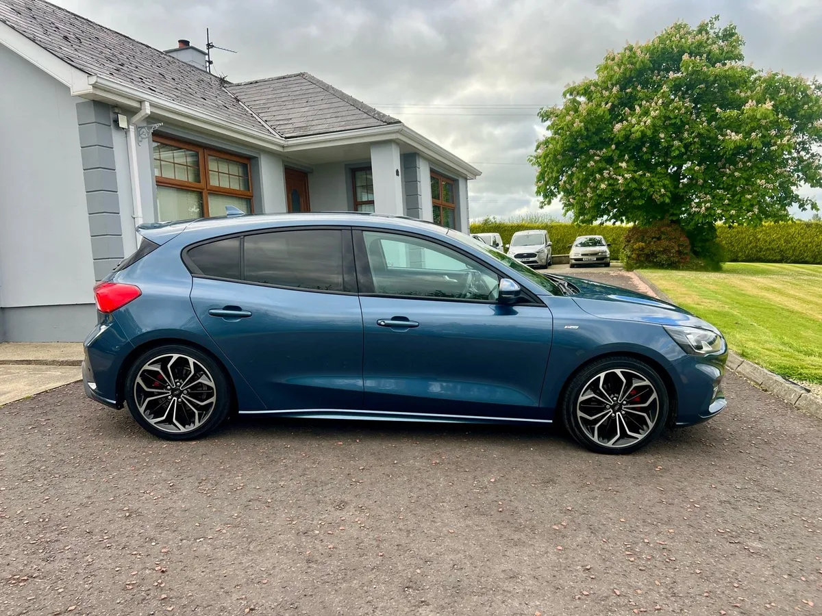 2019 Ford Focus 1.5 TDCI ST Line X 120 bhp - Image 4