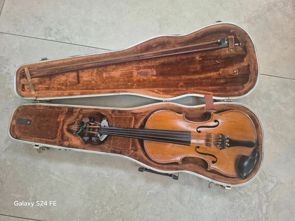 Violin - Image 1