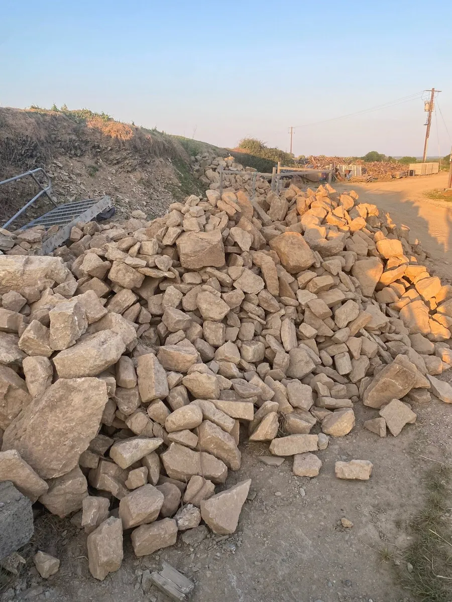 Field stone for sale - Image 2