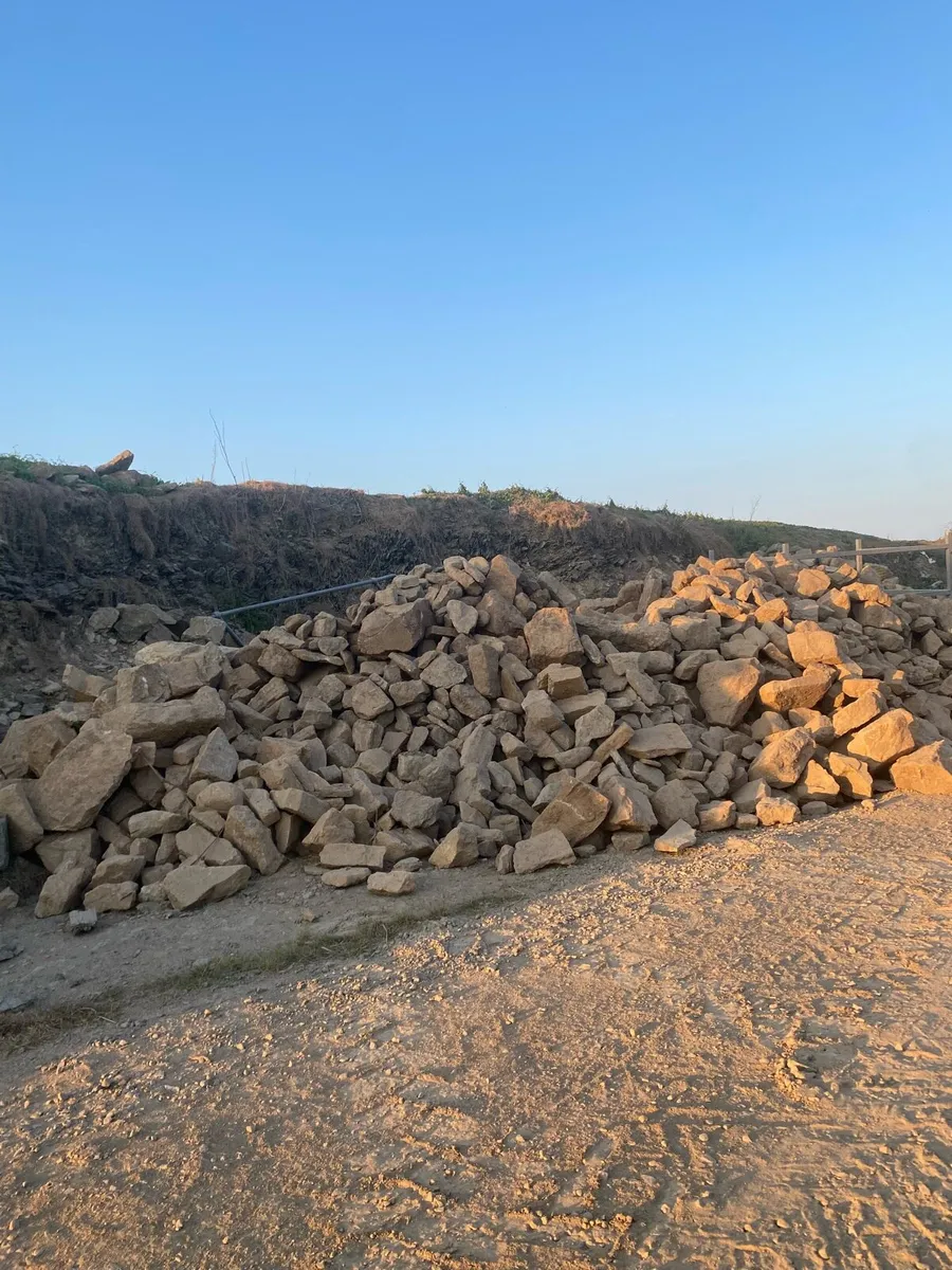 Field stone for sale - Image 3