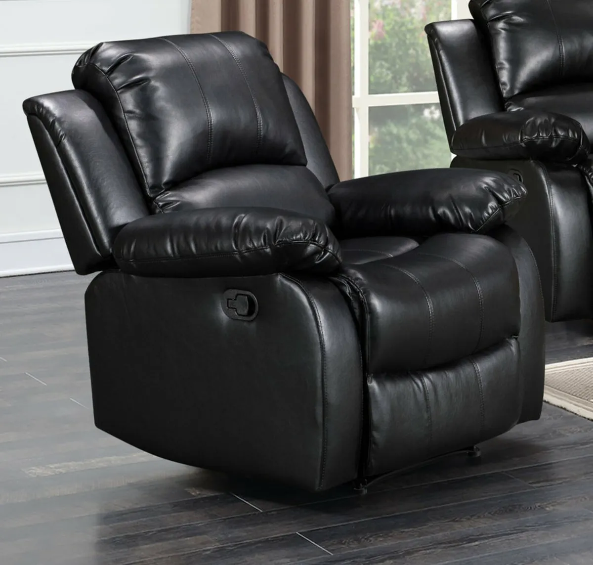 Brand new lether recliner chairs reduced