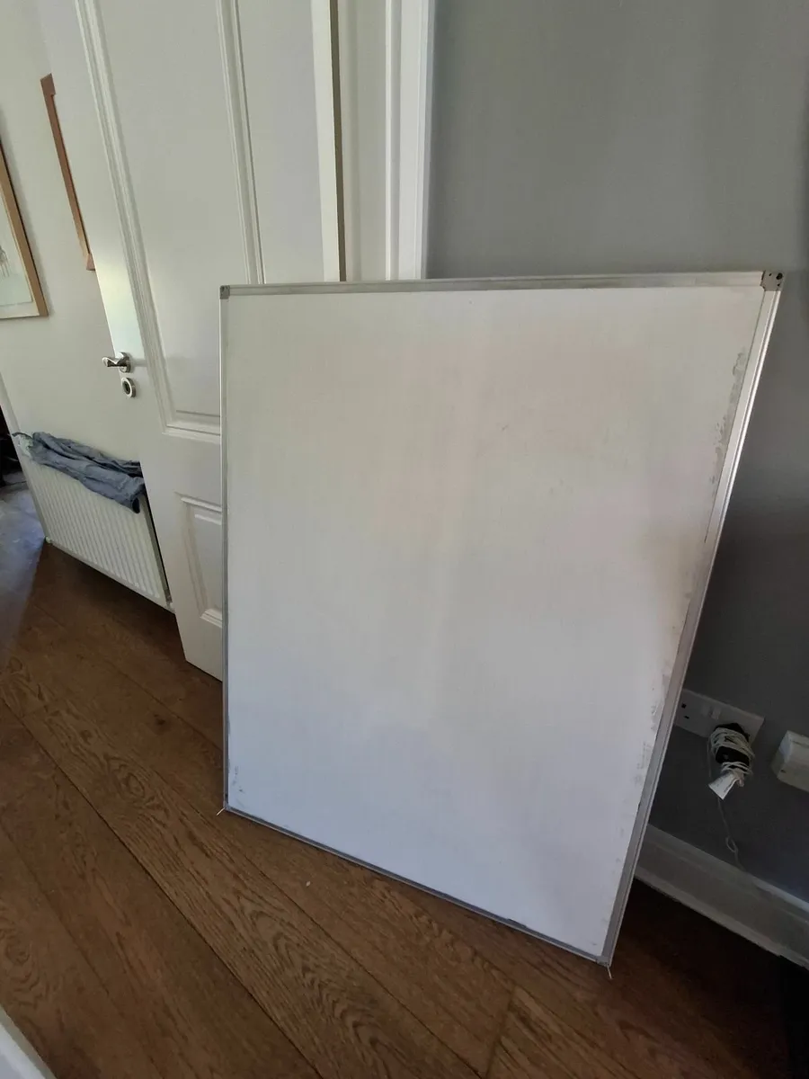 Wall mountable whiteboard - Image 2