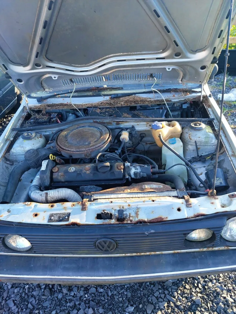 Volkswagen Polo 1990 - Image 2