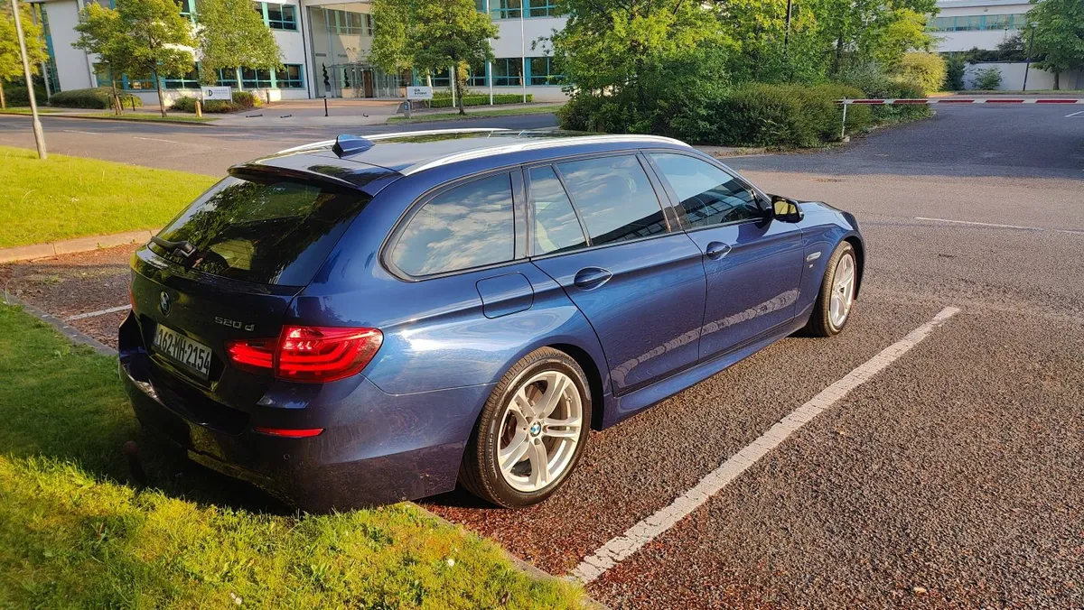 BMW 5-Series 2016 - Image 4
