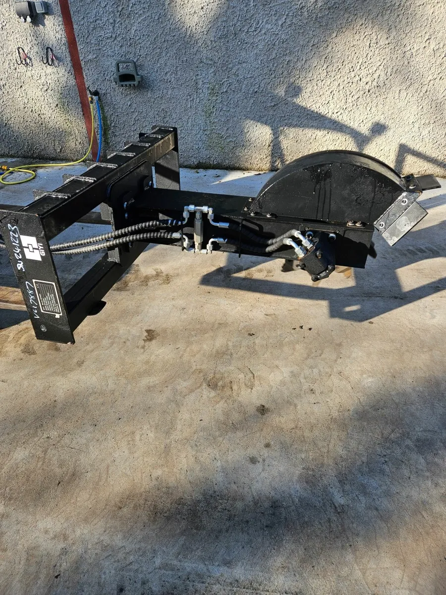 Stump grinder - Image 1