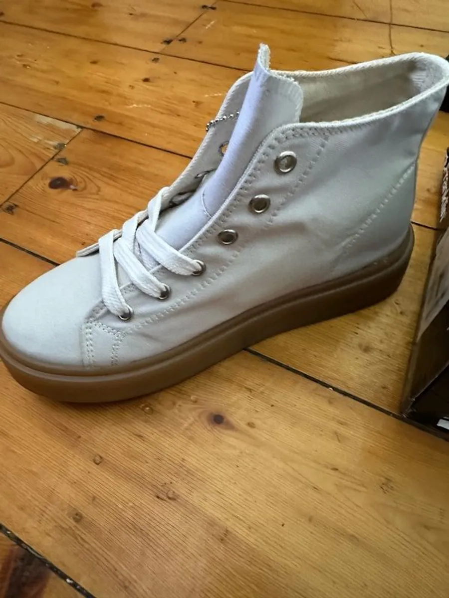 D.Franklin shoes - Image 1
