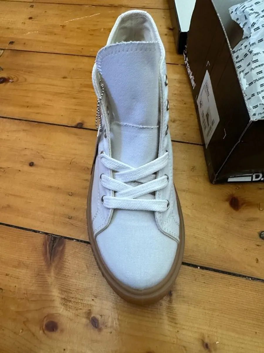 D.Franklin shoes - Image 2