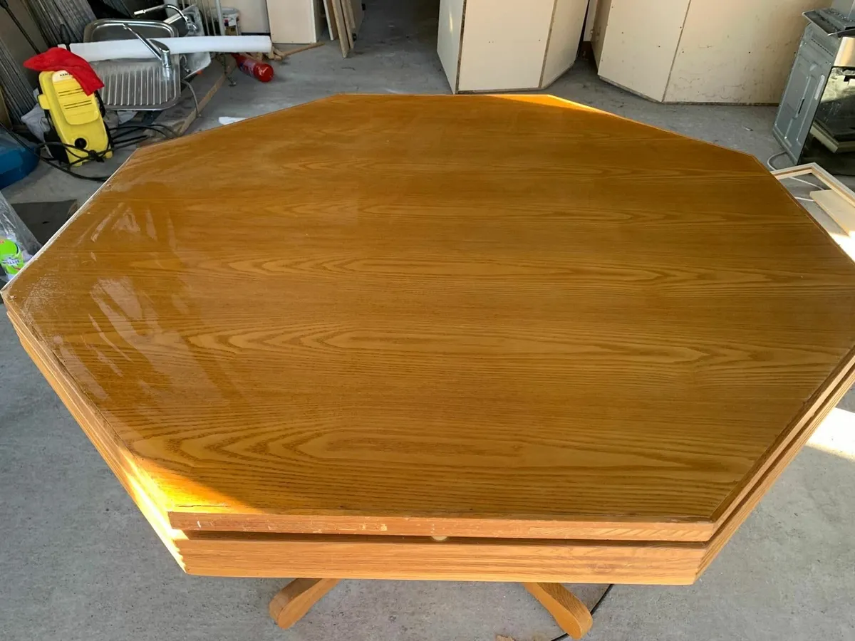 Games Table - Image 2