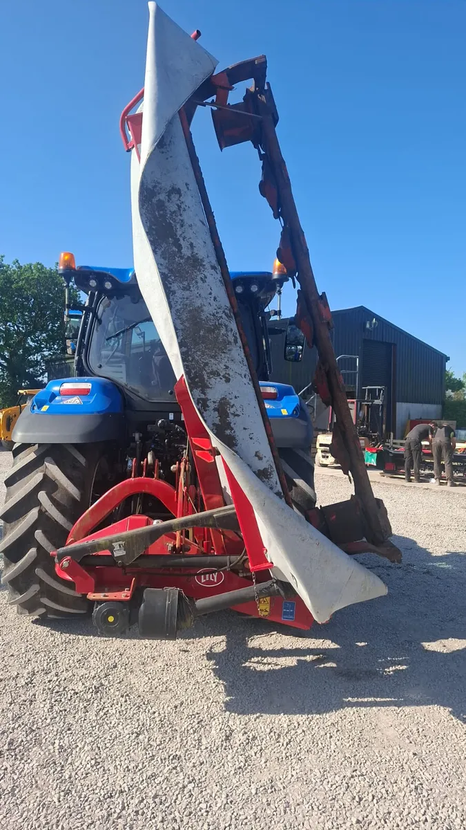 Lely 320 - Image 1