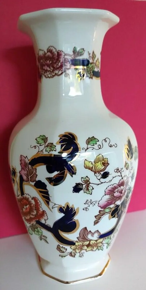 Mason's Ironstone "Blue Mandalay" Vase - Image 1