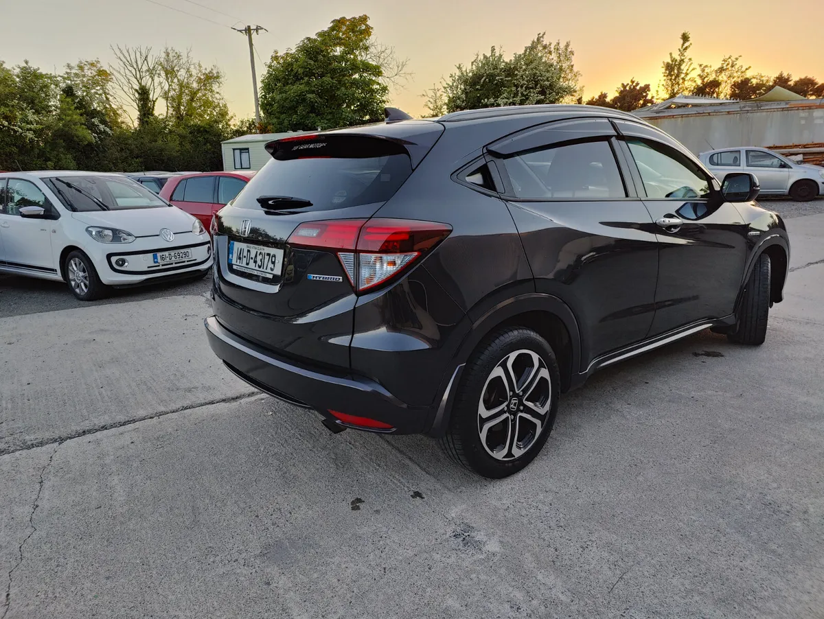 Honda Vezel 2014 Self charging Hybrid - Image 3