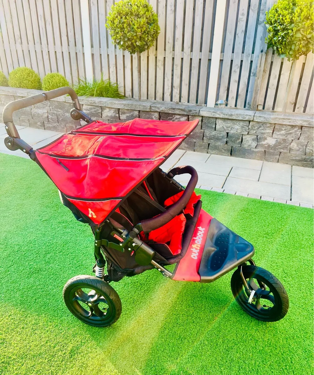 Outnabout Nipper Double Buggy. Excellent condition - Image 1