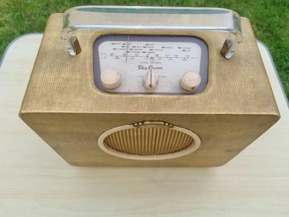Vintage radio - Ever Ready Sky Queen - Image 4