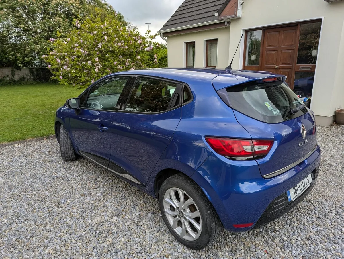 Renault Clio 2018 - Image 2