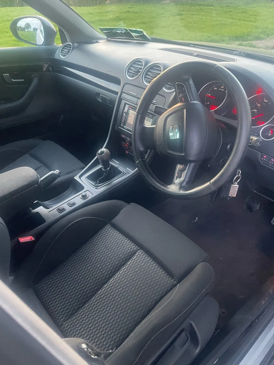 SEAT Exeo 2011 - Image 3