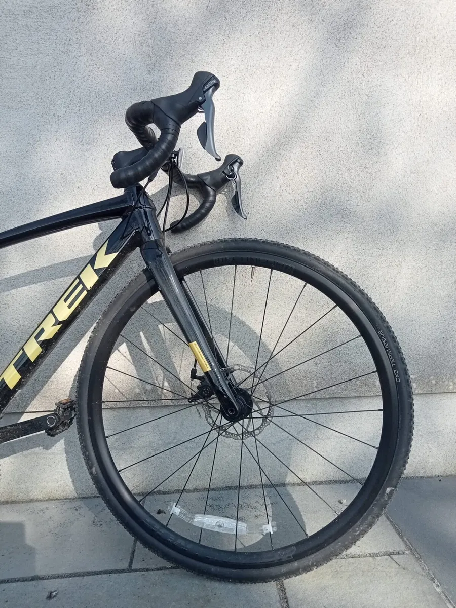 Trek Domane 2 racer - Image 2