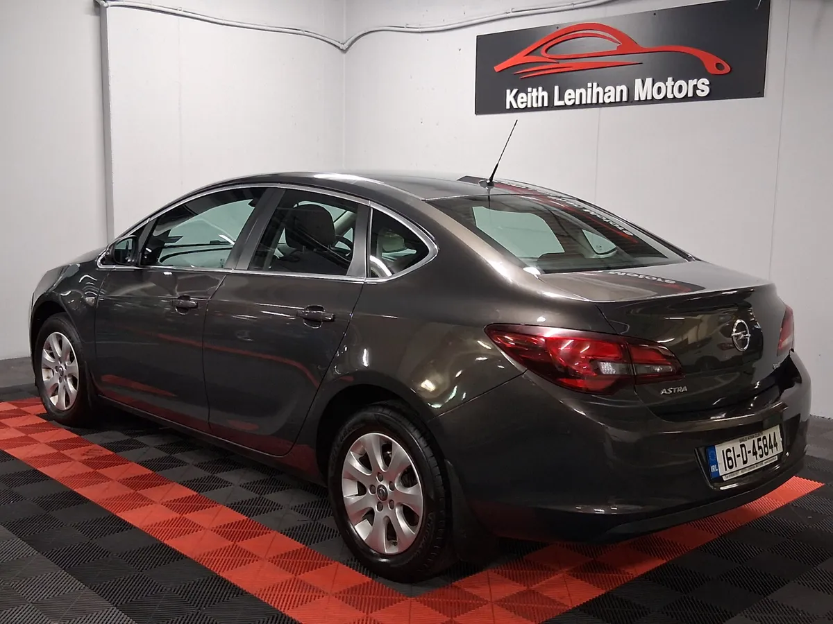 2016 Opel Astra **NCT APRIL 2026** - Image 4